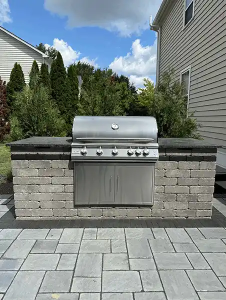 Grill Islands & Outdoor Kitchens
