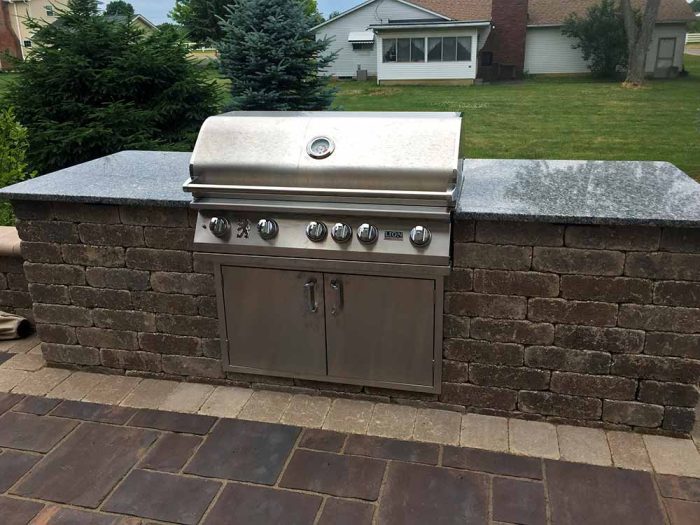 Outdoor Kitchens