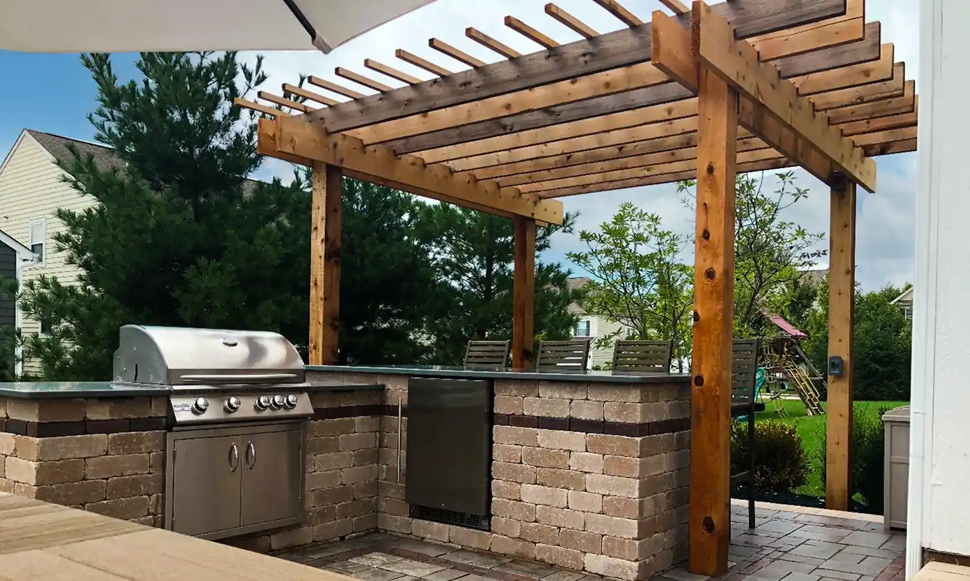 Custom cedar pavilion and paver patio design in New Albany, Ohio