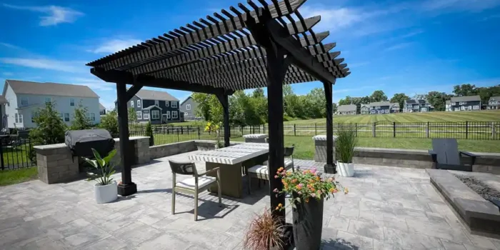 Unilock Beacon Hill Granite Fusion with Berlin Gardens Outback Pergola