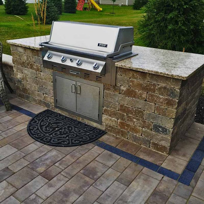 Outdoor Kitchens